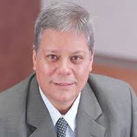 “¿Es rica una economía porque tiene recursos naturales?”