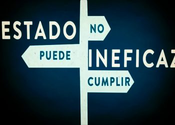 Gallina que come huevo…