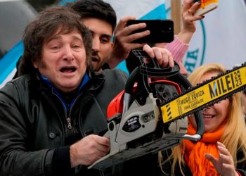 Con ganar dinero no alcanza