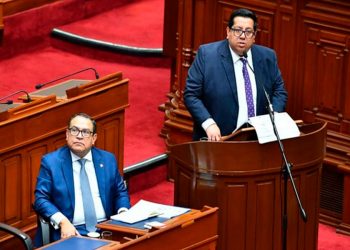 ¿Cuál se va primero?