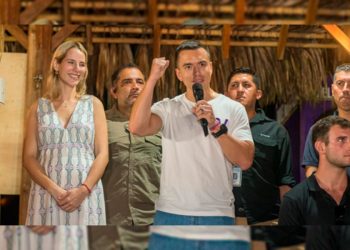 Bienvenido, presidente Noboa