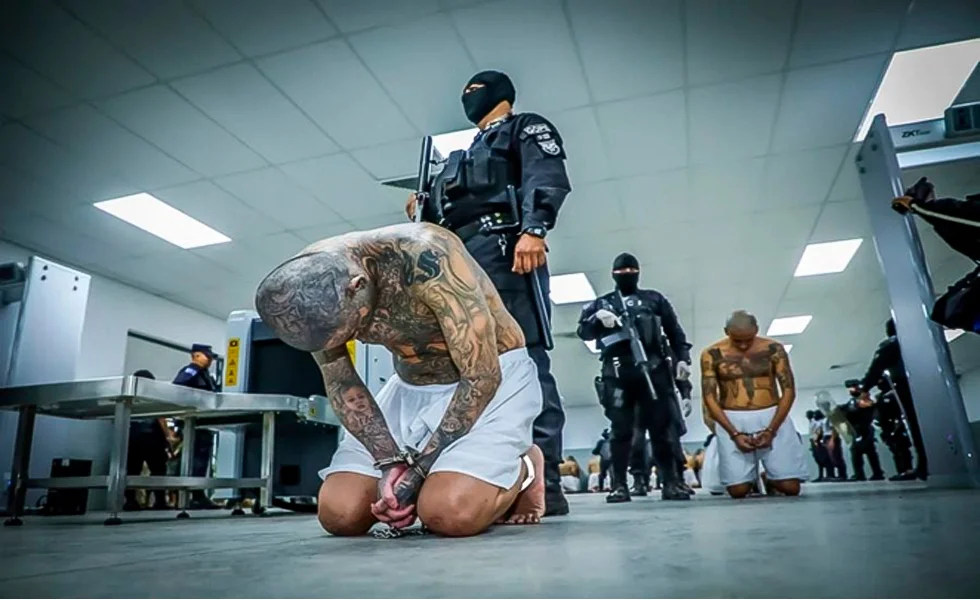 La cárcel inteligente de El Salvador