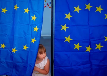 Elecciones y nacionalismo tricontinental