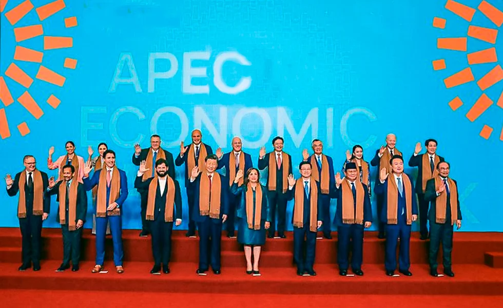 Perú entre China y Estados Unidos