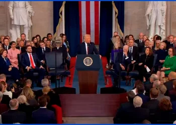 Trump hará a “América” más pequeña