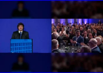 Javier Milei en la Bolsa de Comercio de Córdoba