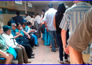 Autonomizar, profesionalizar y despolitizar la salud pública